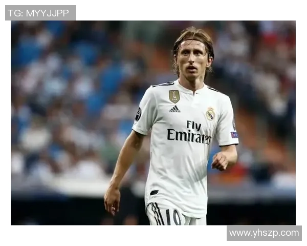 三十多岁足球球星风采依旧 展现成熟魅力与场上领导力 三十多岁足球球星风采依旧 展现成熟魅力与场上领导力